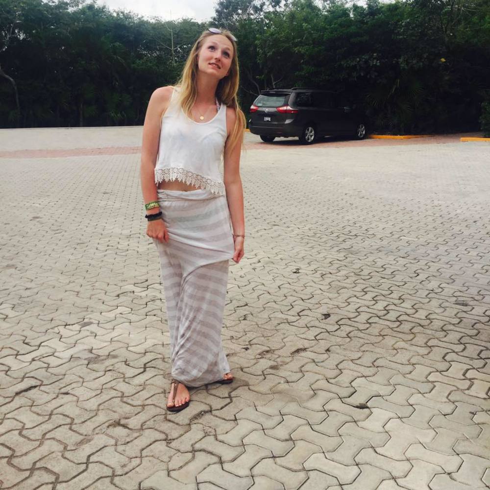 Meet your Posher, Adriana